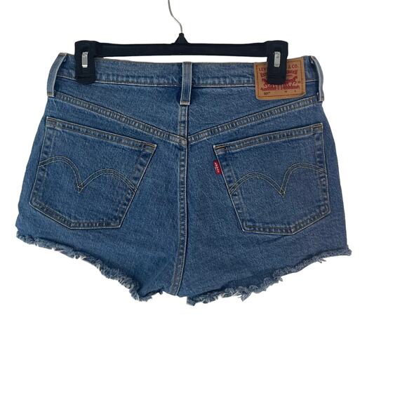 Levi's Women's 501 Size 28 Medium Wash Button Fly Cut‎ Off Denim Shorts - Picture 6 of 7